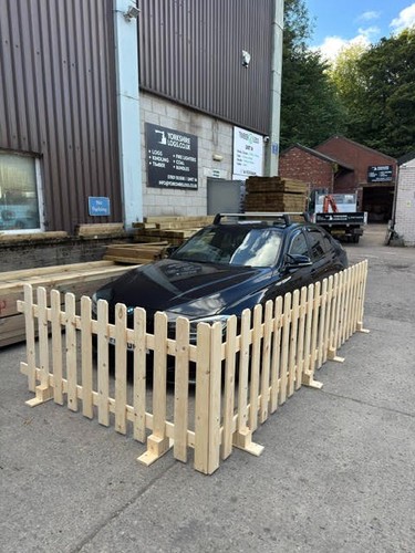 Free standing picket fence - free,